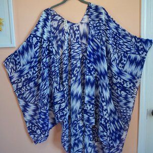 White and Navy Beach Top